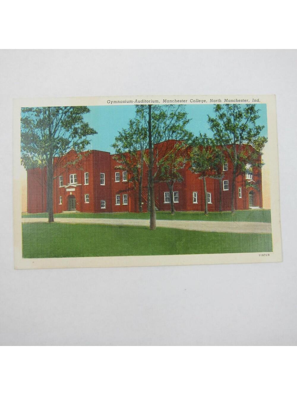 Vintage 1940s Postcard Manchester College Gymnasium Auditorium Indiana UNPOSTED